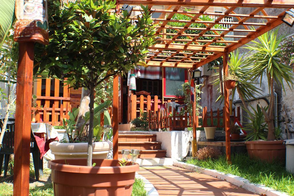 圣尼科洛之家住宿加早餐旅馆 Aci Catena 外观 照片